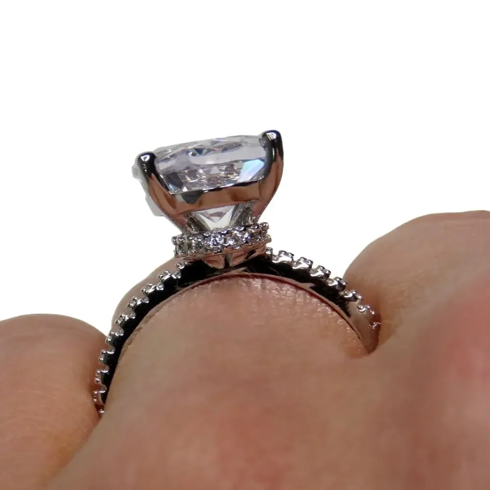 Macy's Oval Solitaire Moissanite Diamond Ring Size 6 - Picture 3 of 7